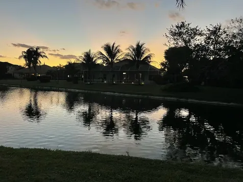 10798 Seacliff Circle Boca Raton FL 33498