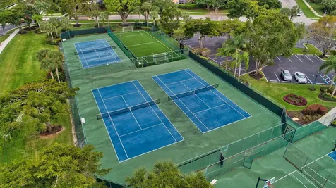 10798 Seacliff Circle Boca Raton FL 33498