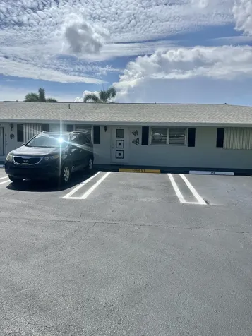2100 Sw Lake Circle Drive Boynton Beach FL 33426