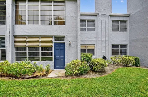 2860 Sw 22nd Avenue Delray Beach FL 33445