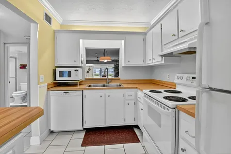 2860 Sw 22nd Avenue Delray Beach FL 33445