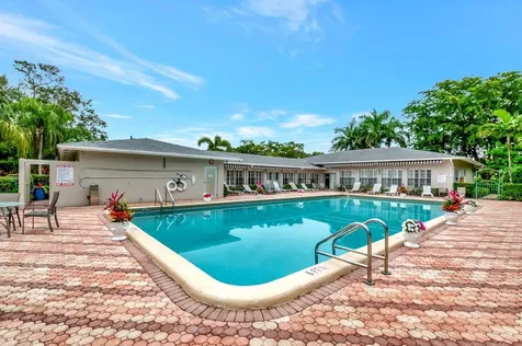 2860 Sw 22nd Avenue Delray Beach FL 33445
