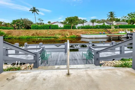 2860 Sw 22nd Avenue Delray Beach FL 33445