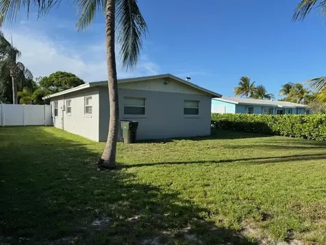 608 SW 8th Court Delray Beach FL 33444