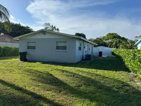 608 SW 8th Court Delray Beach FL 33444