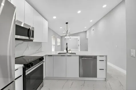 8137 Windgate Drive Boca Raton FL 33496