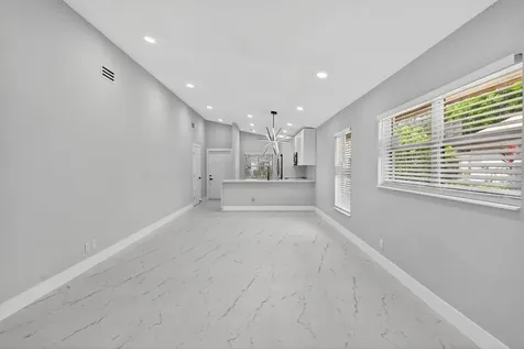 8137 Windgate Drive Boca Raton FL 33496