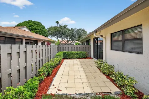 8137 Windgate Drive Boca Raton FL 33496