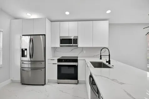 8137 Windgate Drive Boca Raton FL 33496