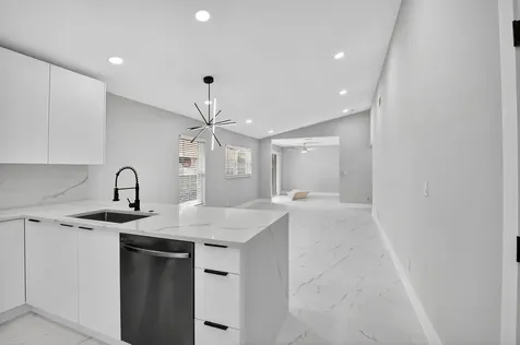 8137 Windgate Drive Boca Raton FL 33496