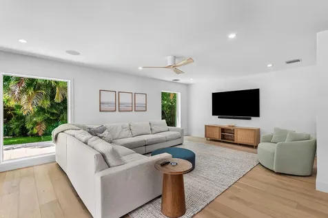 400 Kings Lynn Delray Beach FL 33444