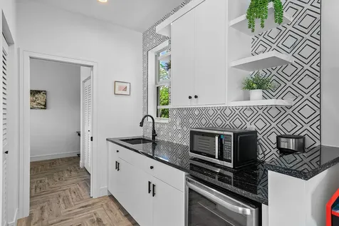 400 Kings Lynn Delray Beach FL 33444