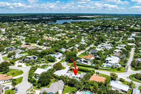 400 Kings Lynn Delray Beach FL 33444