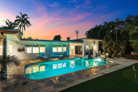 400 Kings Lynn Delray Beach FL 33444