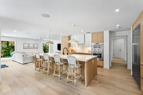 400 Kings Lynn Delray Beach FL 33444