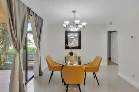 955 Dotterel 2104 Road Delray Beach FL 33444