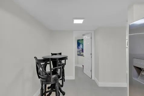 955 Dotterel 2104 Road Delray Beach FL 33444