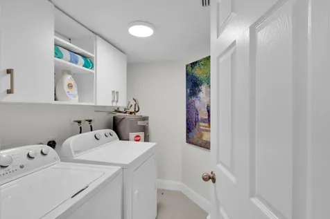 955 Dotterel 2104 Road Delray Beach FL 33444