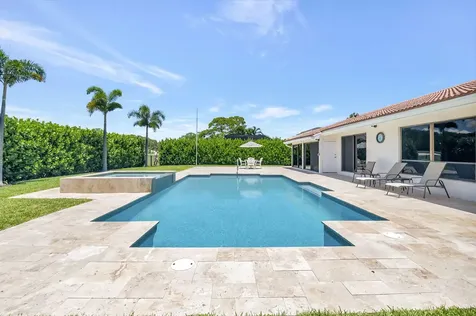 902 Foxpointe Circle Delray Beach FL 33445