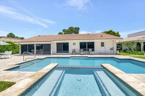 902 Foxpointe Circle Delray Beach FL 33445
