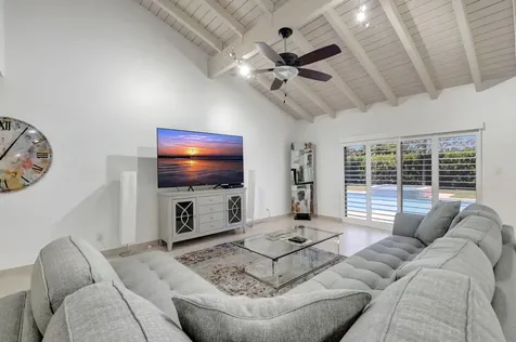 902 Foxpointe Circle Delray Beach FL 33445