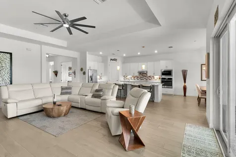 17190 Serengeti Circle Alva FL 33920