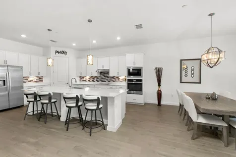 17190 Serengeti Circle Alva FL 33920