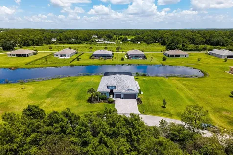 17190 Serengeti Circle Alva FL 33920