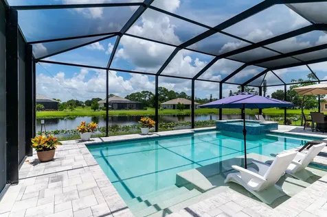 17190 Serengeti Circle Alva FL 33920