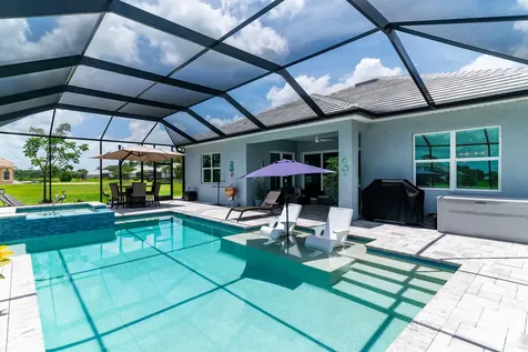 17190 Serengeti Circle Alva FL 33920