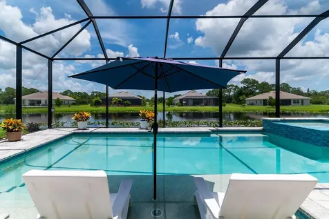 17190 Serengeti Circle Alva FL 33920