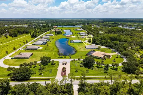 17190 Serengeti Circle Alva FL 33920