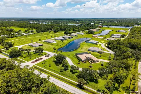 17190 Serengeti Circle Alva FL 33920