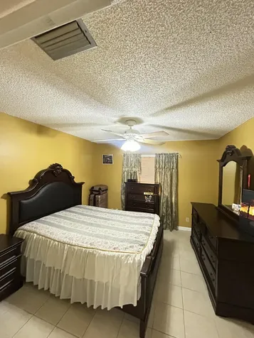 391 Springdale Circle Palm Springs FL 33461