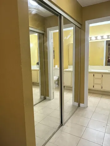 391 Springdale Circle Palm Springs FL 33461