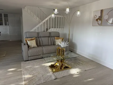 21 Lake Arbor Drive Palm Springs FL 33461