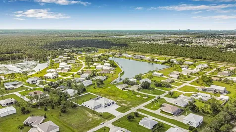 18742 Crosswind Avenue North Fort Myers FL 33917