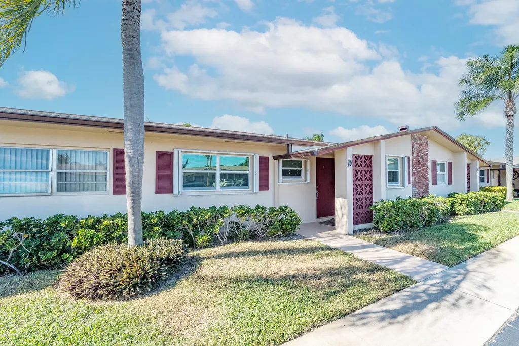 2990 Crosley Drive West Palm Beach FL 33415