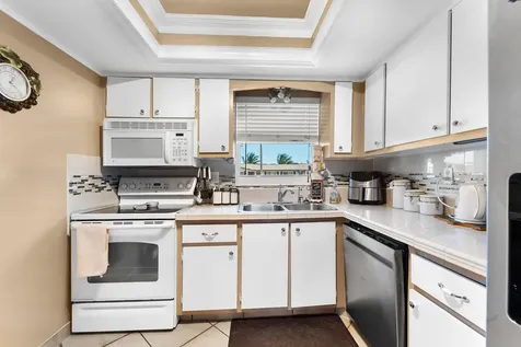 2990 Crosley Drive West Palm Beach FL 33415
