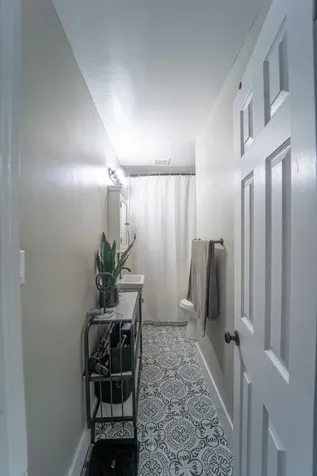 933 38th Street West Palm Beach FL 33407