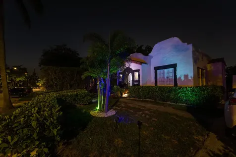 933 38th Street West Palm Beach FL 33407