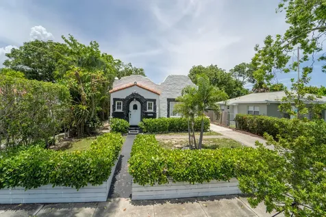 933 38th Street West Palm Beach FL 33407