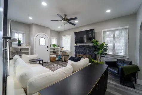 933 38th Street West Palm Beach FL 33407