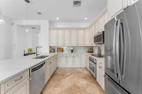 106 Via Floresta Drive Boca Raton FL 33487