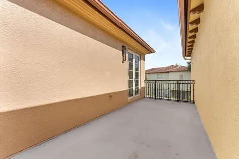 106 Via Floresta Drive Boca Raton FL 33487