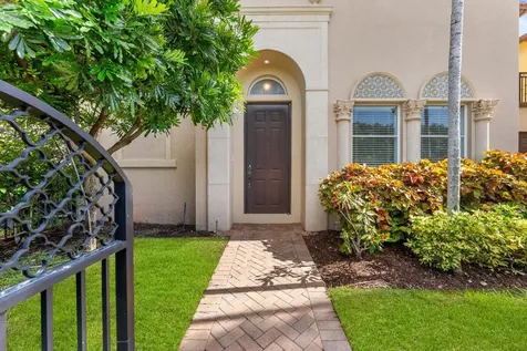 106 Via Floresta Drive Boca Raton FL 33487