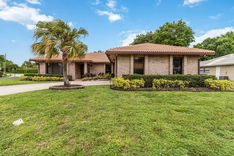 21920 Holly Tree Way Boca Raton FL 33428