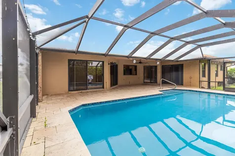 21920 Holly Tree Way Boca Raton FL 33428