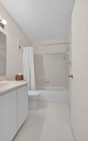 8129 Springtree Road Boca Raton FL 33496