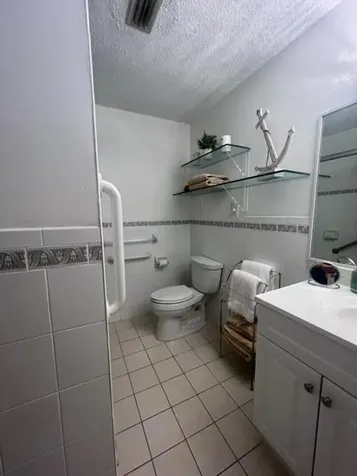 1260 Manor Drive Riviera Beach FL 33404